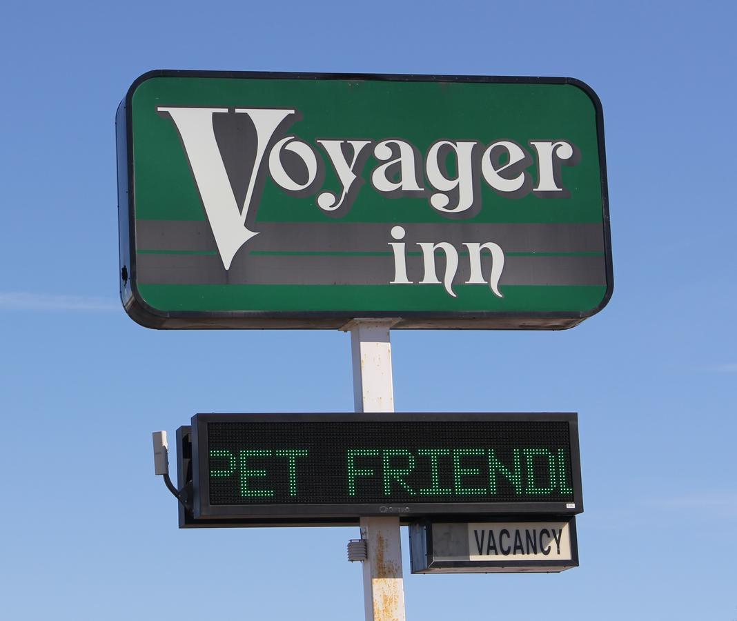 Voyager Inn St. Ignace Exterior foto